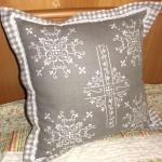 More information about "Pillow set free embroidery"