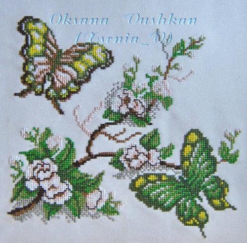 More information about "Flowers with butterflies cross stitch free embroidery design"