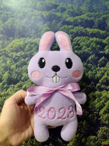 More information about "Bunny toy 2023 free embroidery design"