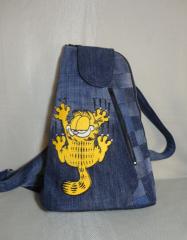 Bag with Garfield free embroidery design