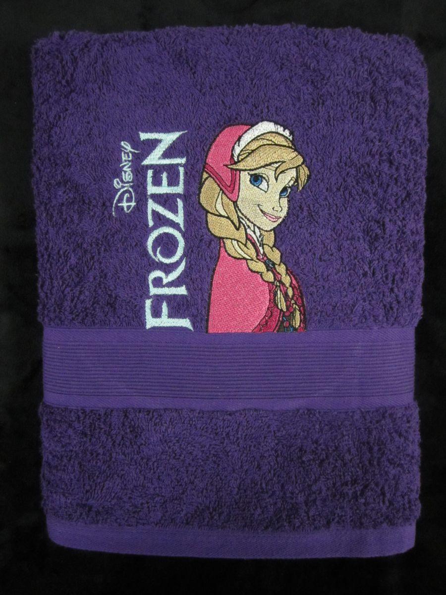 Embroidered towel with Anna design