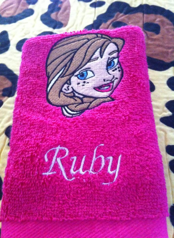 Embroidered towel with Anna design