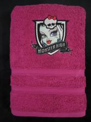 Embroidered towel with Monster High design