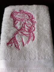 Embroidered towel with Frozen sketch design