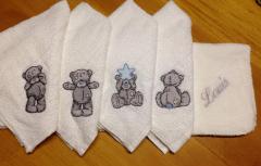 Napkins with Teddy Bear embroidery designs