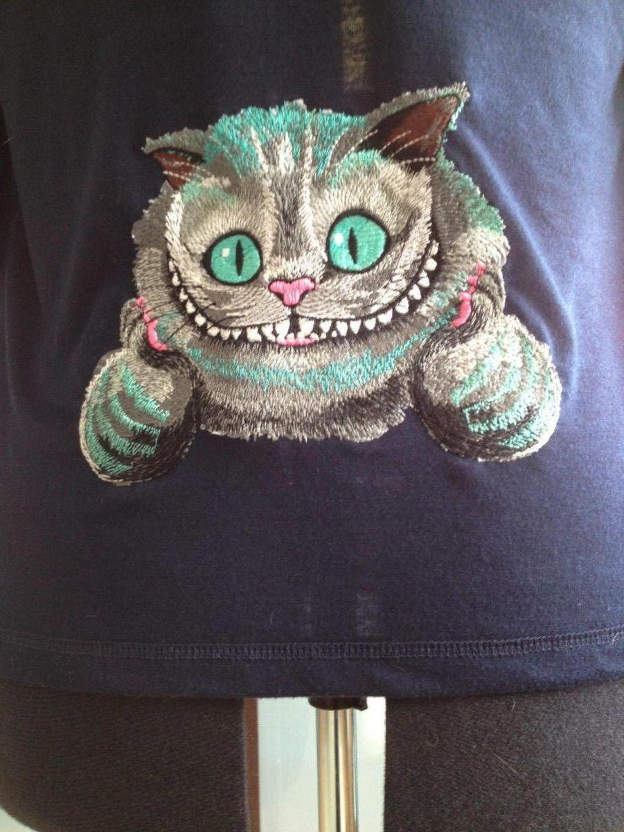 Cheshire cat embroidery design