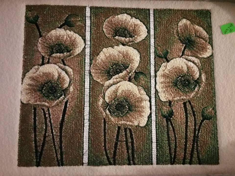 Anemones panno wall free embroidery design