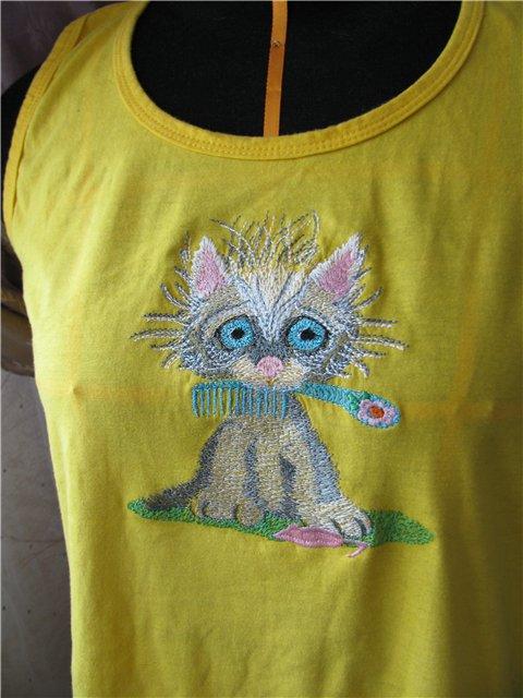 embroidered_t-shirt_kitten.jpg