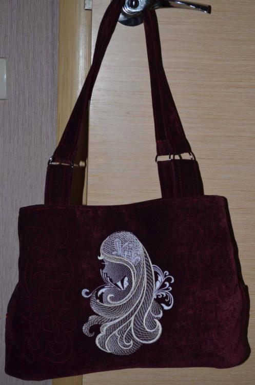 embroidered_bag_with_style_lady_design.jpg