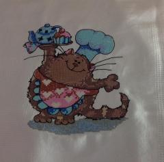 Cat cook cross stitch free embroidery design