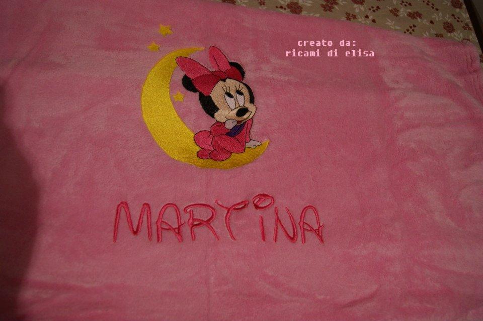 Napkin with Minnie Mouse and moon embroidery design