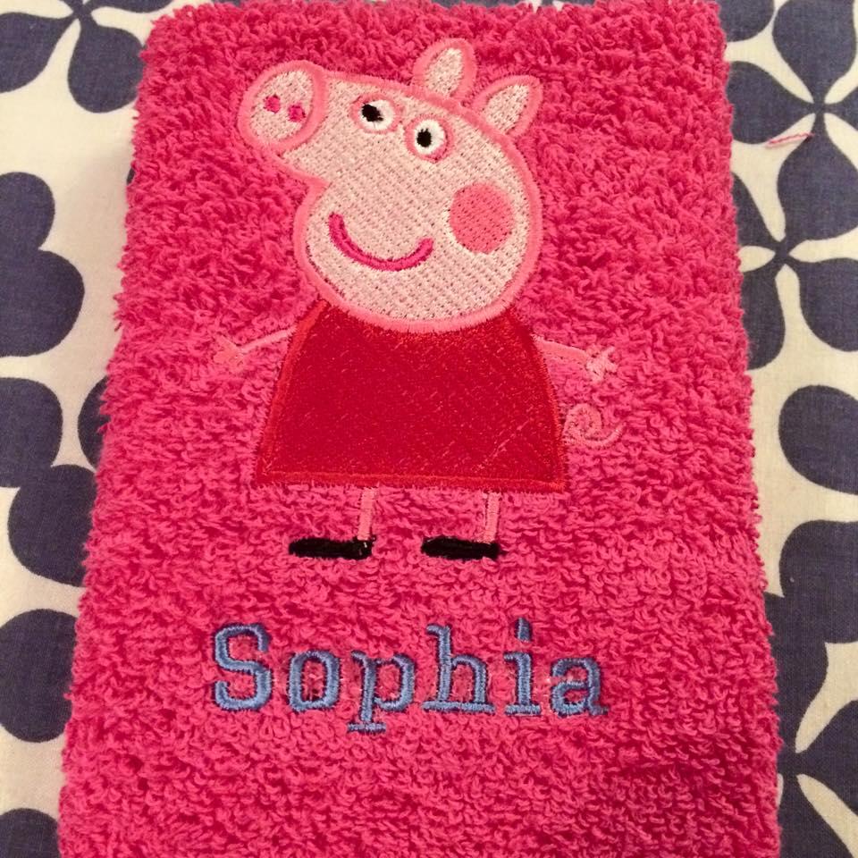 Towel with Peppa Pig embroidery design