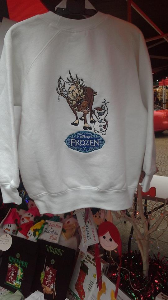Hoodie with Sven and Olaf embroidery design