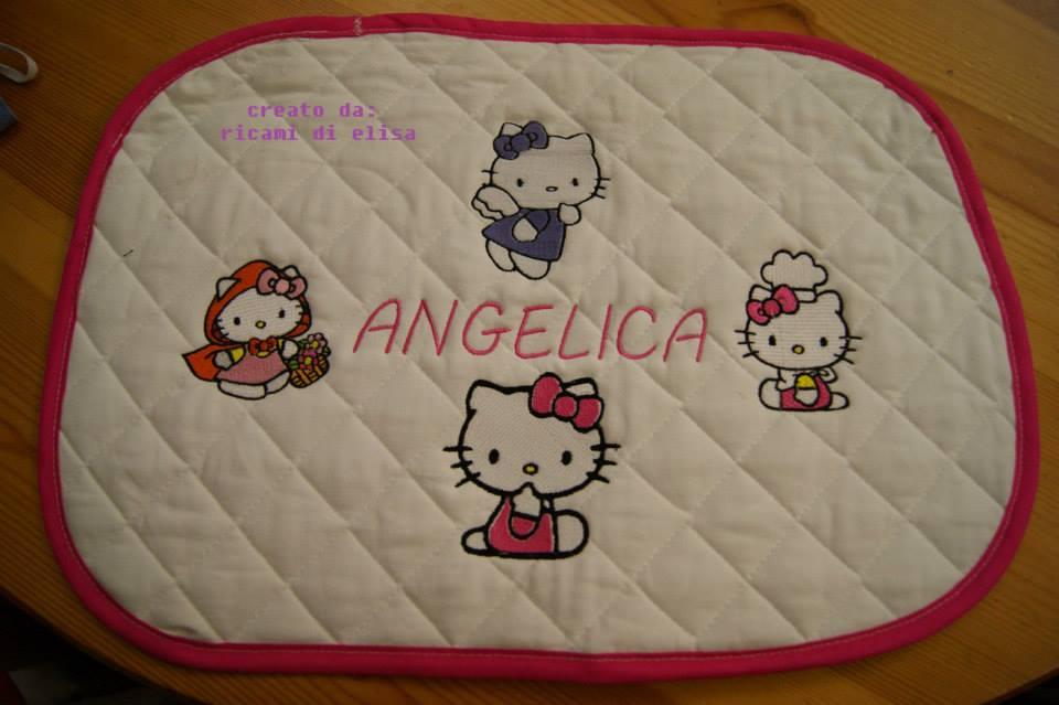 Baby napkins with Hello Kitty embroidery collection