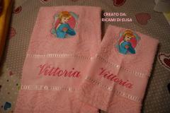 Towels with Cinderella embroidery design