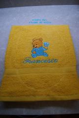 Bib with Baby Pooh embroidery design