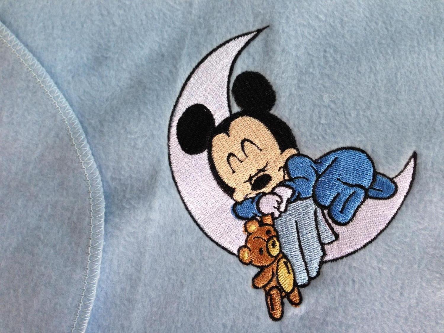 Baby Mickey Sleeping embroidery design