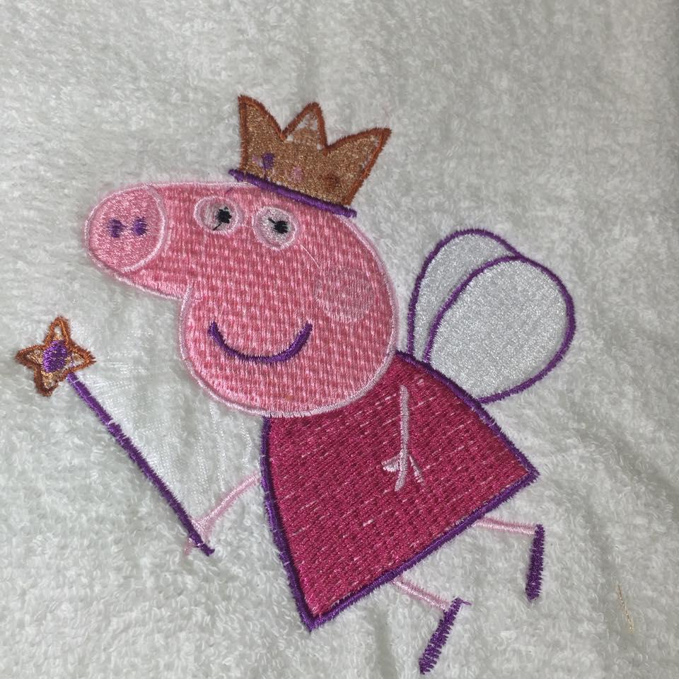 Towel with Peppa Pig Angel embroidery design