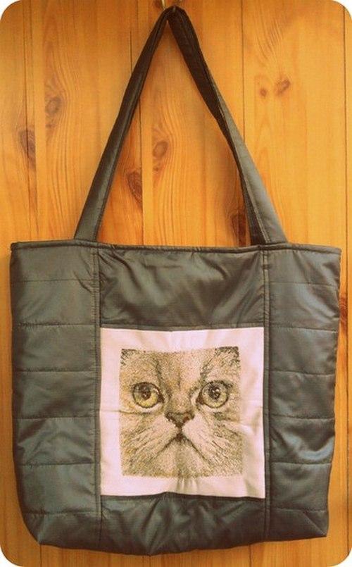 Bag with Persian cat photo stitch embroidery