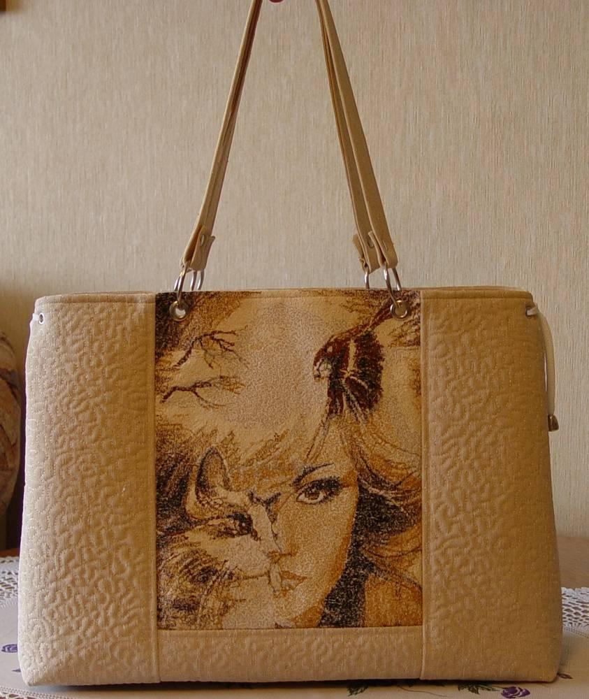 Bag with photo stitch free embroidery design