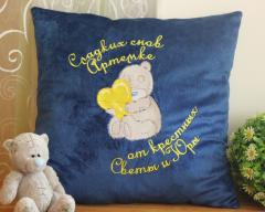 Pillow with Teddy Bear embroidery design as gift for newborn