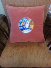 Pillow with magic woman stitch free embroidery design