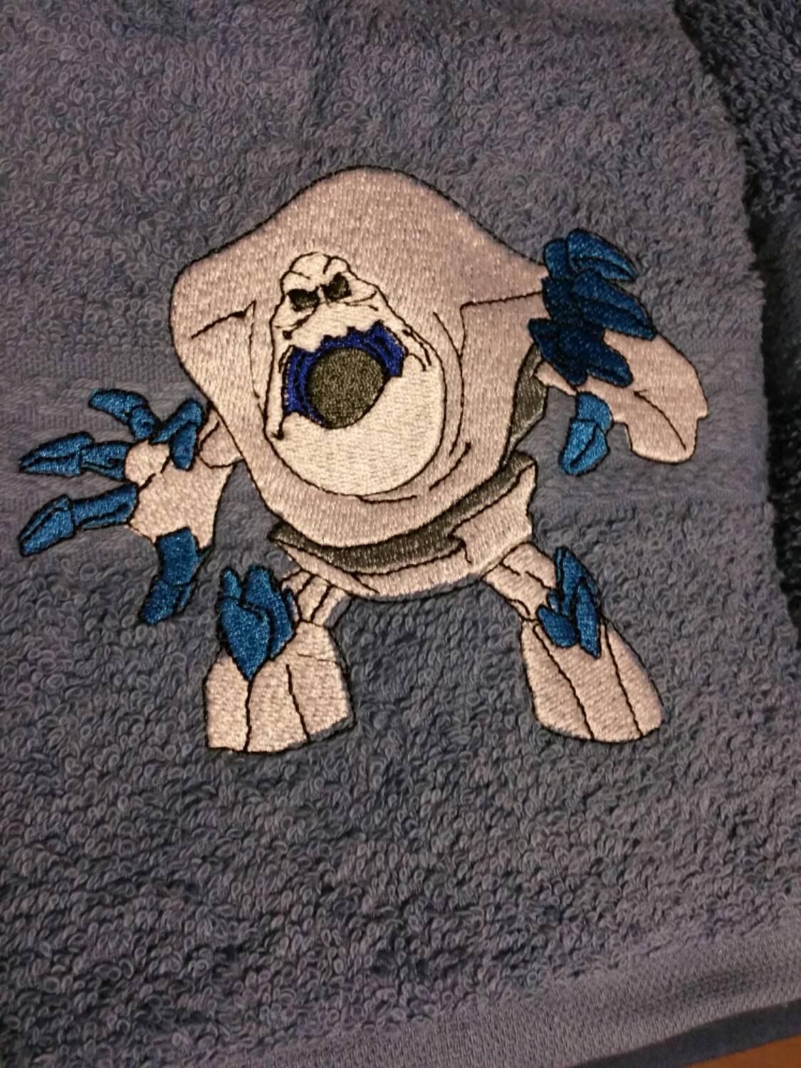 Towel with Marshmallow embroidery design