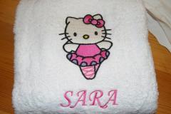 Towel with Hello Kitty Ballerina embroidery design