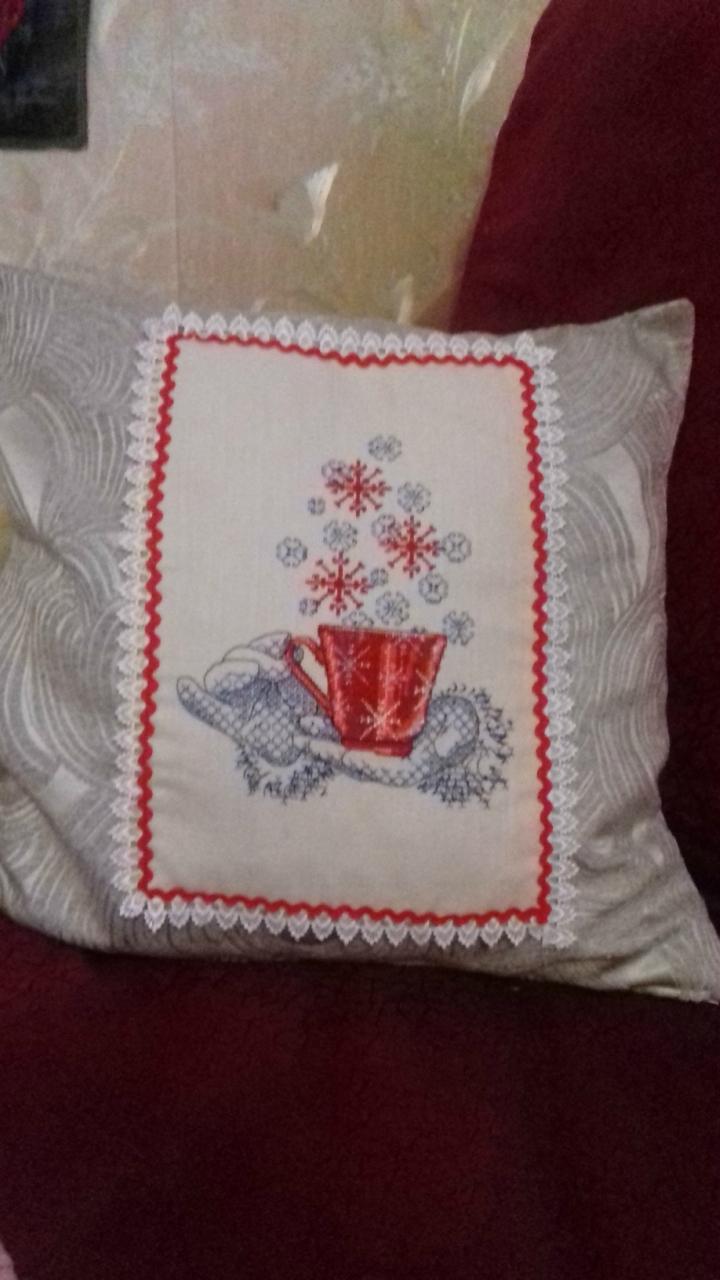 Embroidered pillow with Christmas teapot cross stitch free design