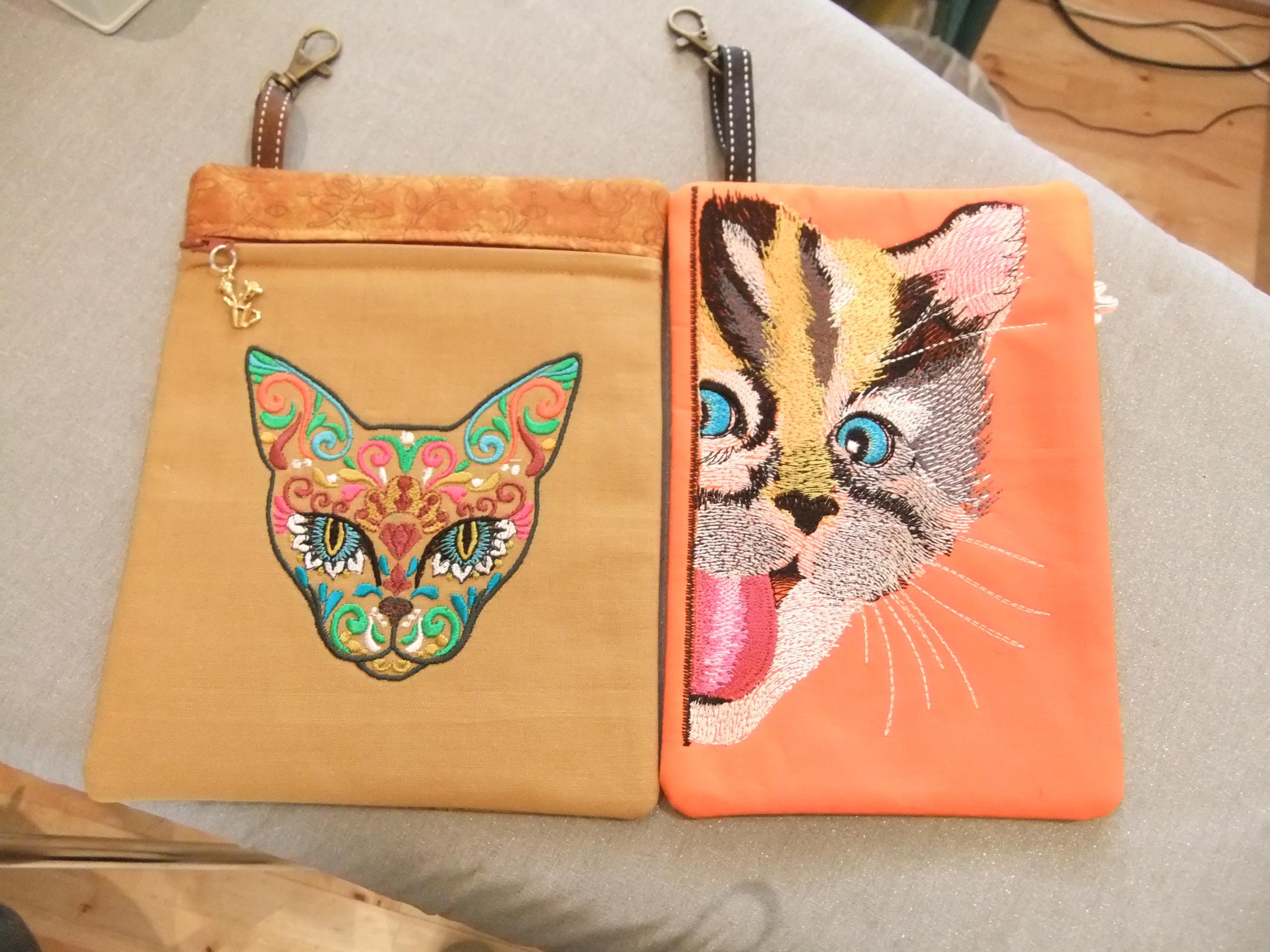 Embroidered purse with cats free designs