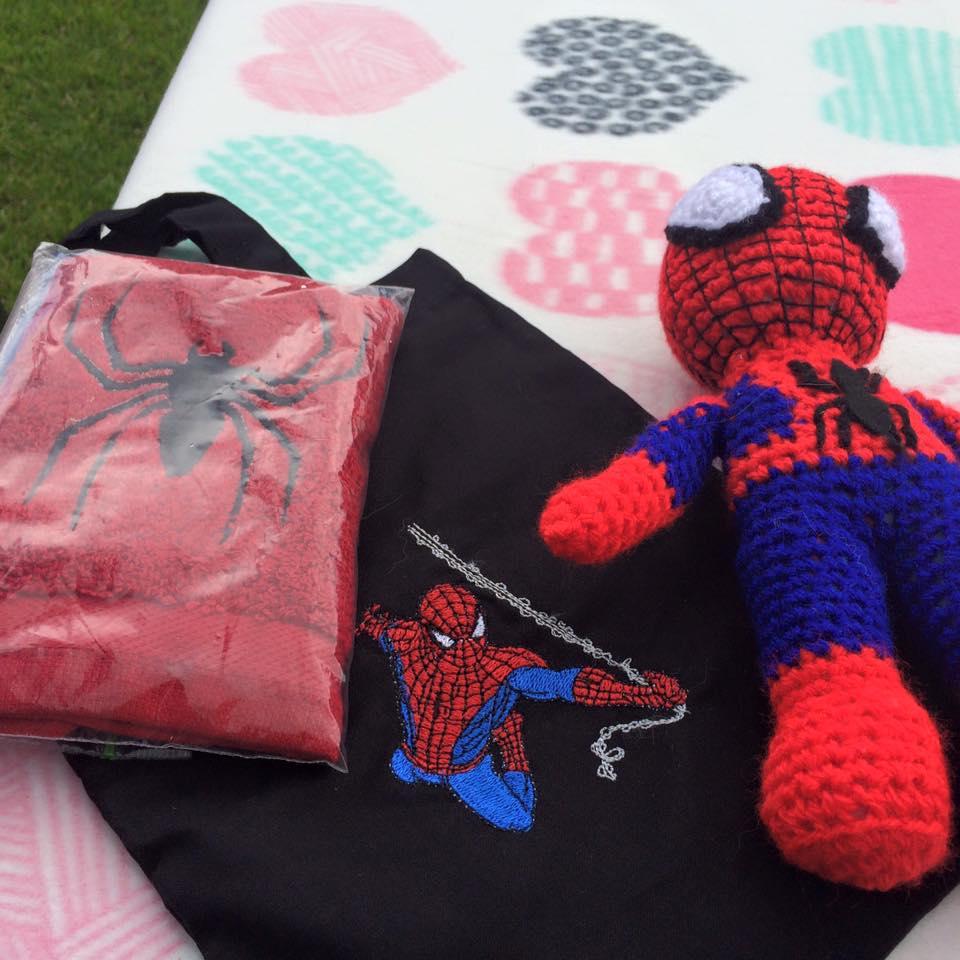 Towel with Spiderman rushes to rescue embroidery design