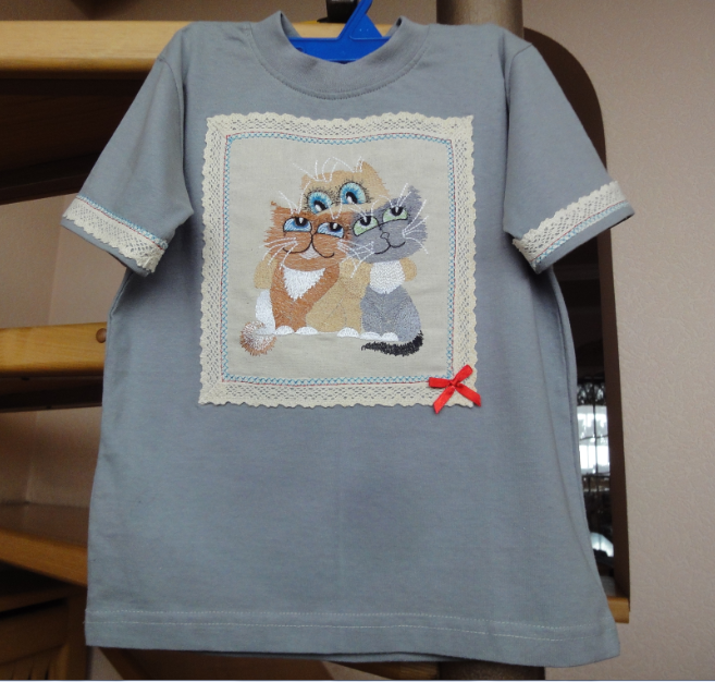 Baby shirt with friends free embroidery design