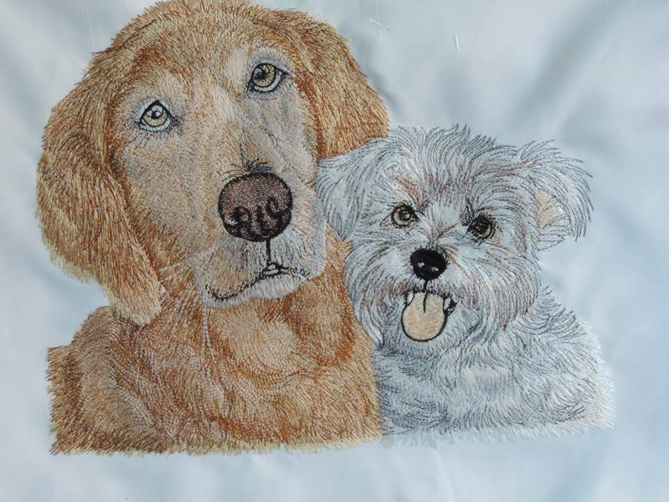 Two dogs free embroidery design