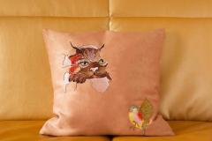 Cushion with Angry Cat free embroidery design