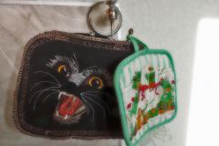 Key keeper with smile kitty free embroidery design