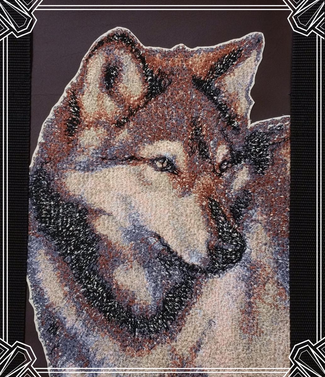 Wolf photo stitch free embroidery