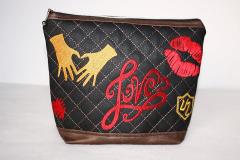 Adorable Bag with lips free embroidery design