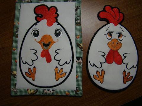 Rooster kitchen potholder free machine embroidery designs