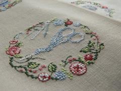 Scissors cross stitch free embroidery design