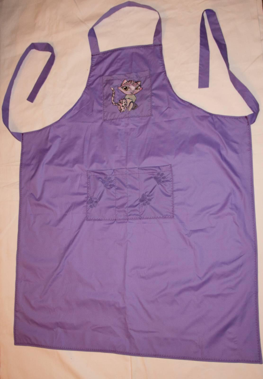 Kitchen apron with Brigitte Kitty embroidery design