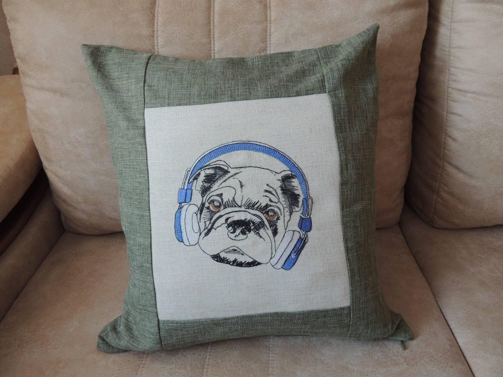 Stylish pug dog machine embroidery design