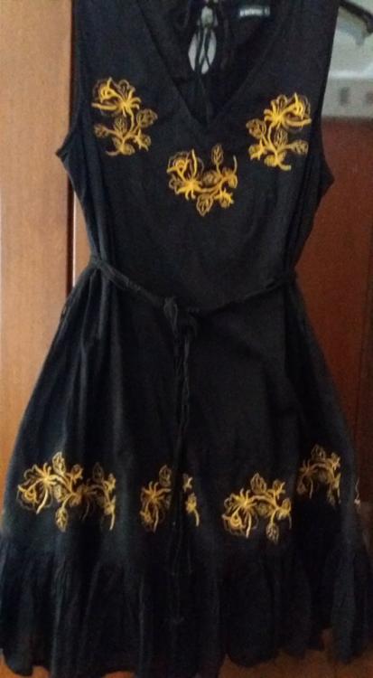 Dress with flower free machine embroidery design