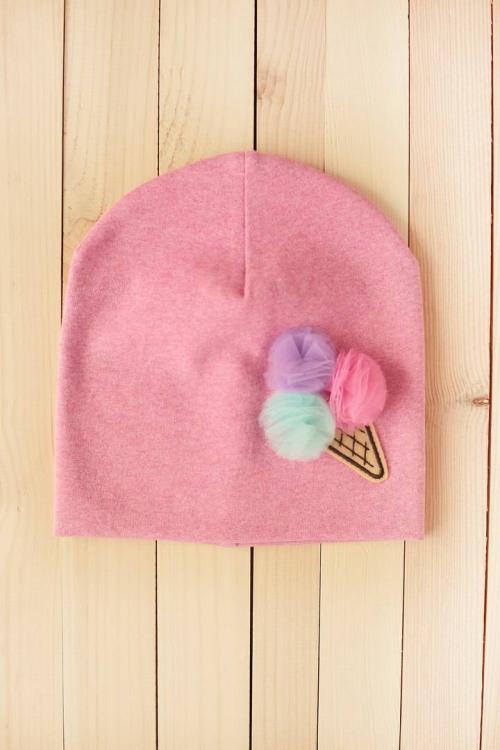 knited hat with waffle cup free embroidery design