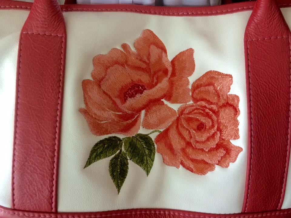 Handbag with Red rose free embroidery design