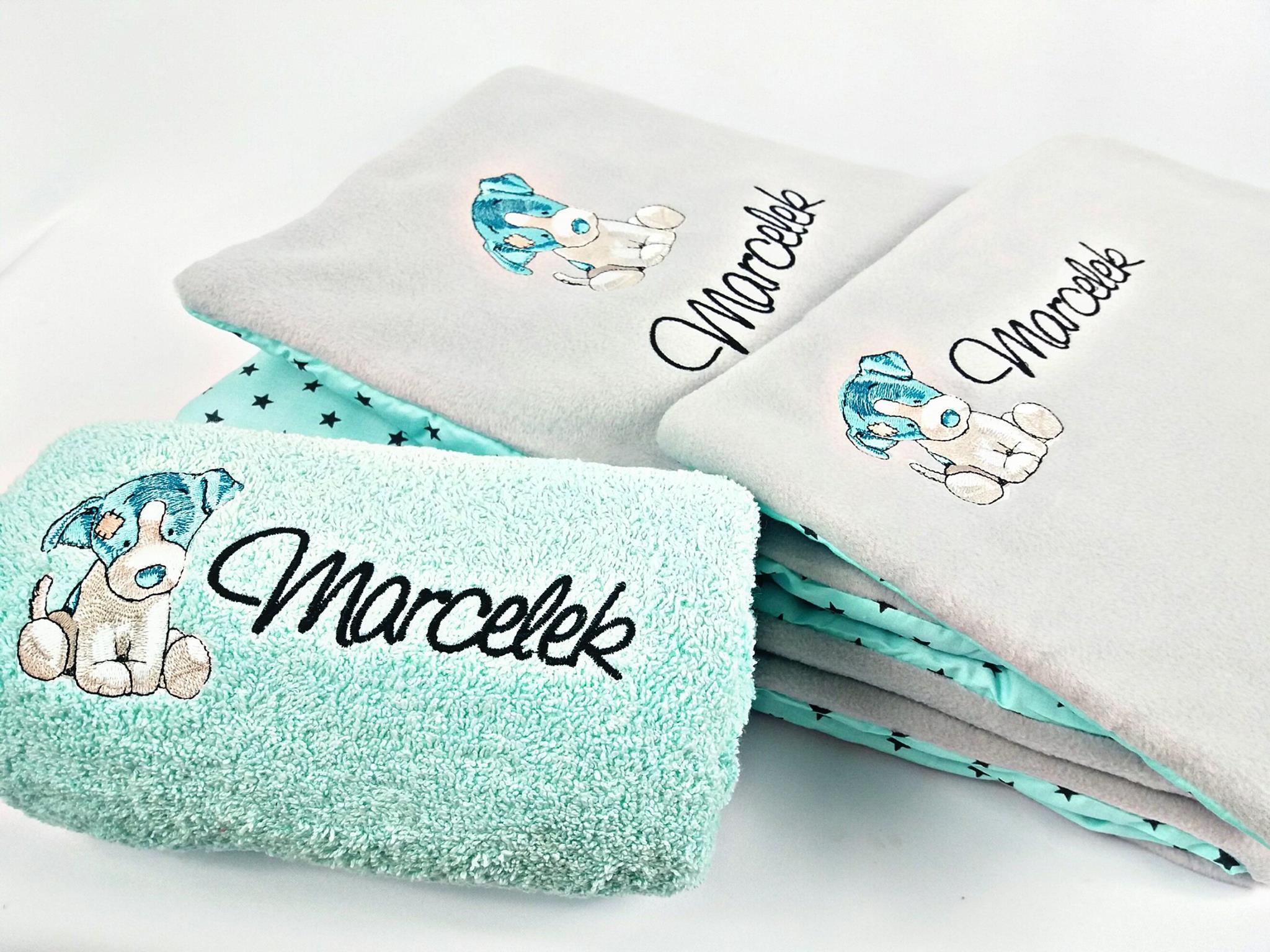 Bath towel with dog machine embroidery design