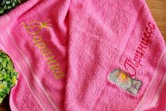 Pink bath towel with name and Teddy Bear like flowers embroidery design