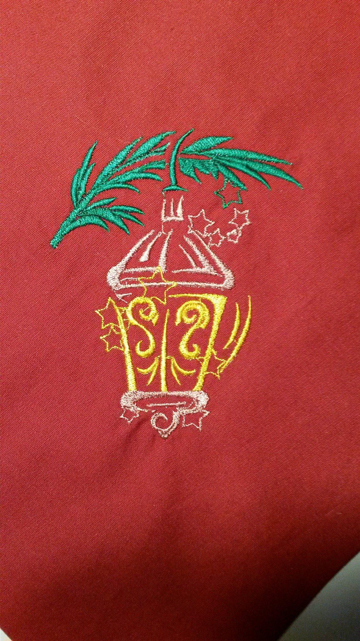 Christmas Lantern free embroidery design