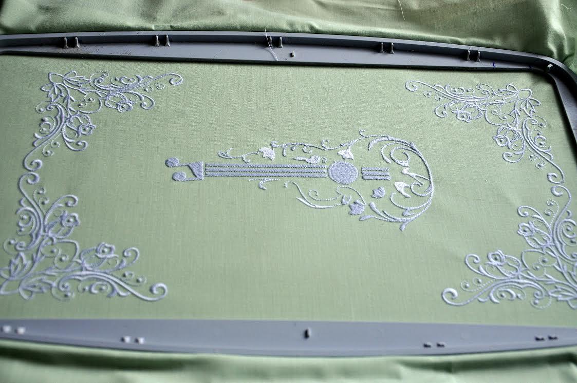 In hoop Making floral guitar embroidery design