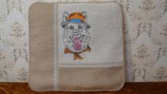 Seat cushion with German Shepherd with hat machine embroidery design