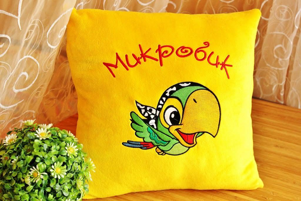 Embroidered cushion with Colorful parrot design